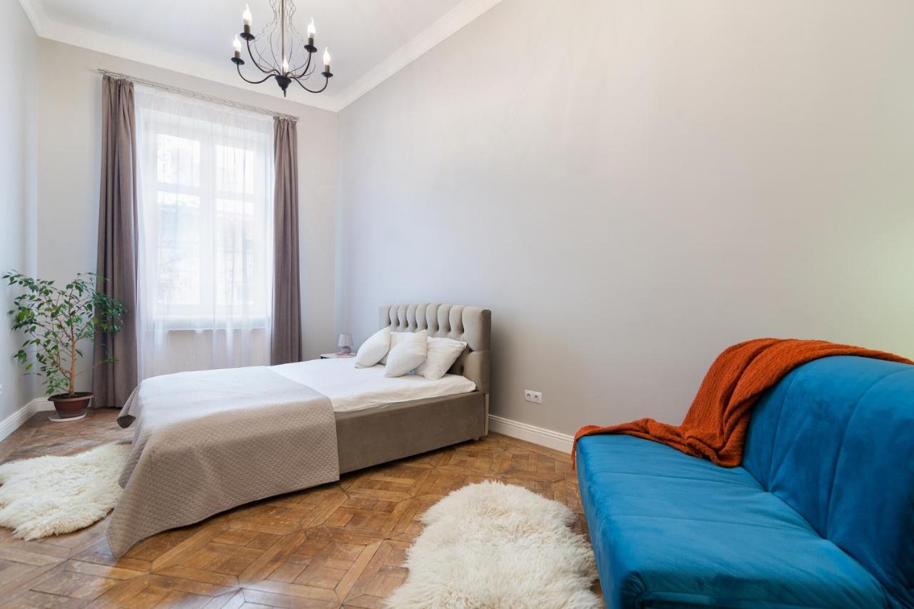 Chopin Apartment In The Center Of Lviv Kültér fotó